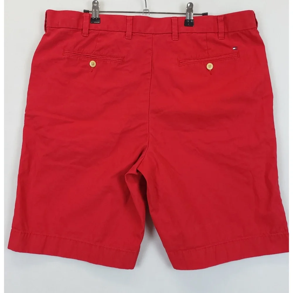 Tommy Hilfiger Chino Shorts Cotton Men 38 / 11 Red Outdoors Preppy Everyday